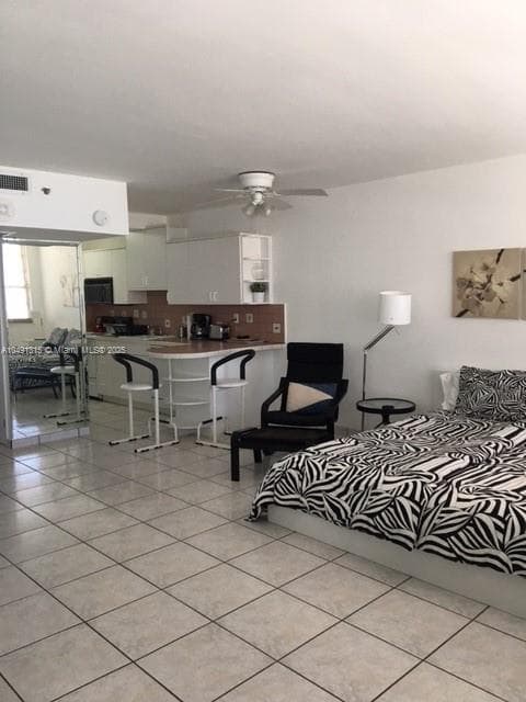 A10491315 — Miami Beach
