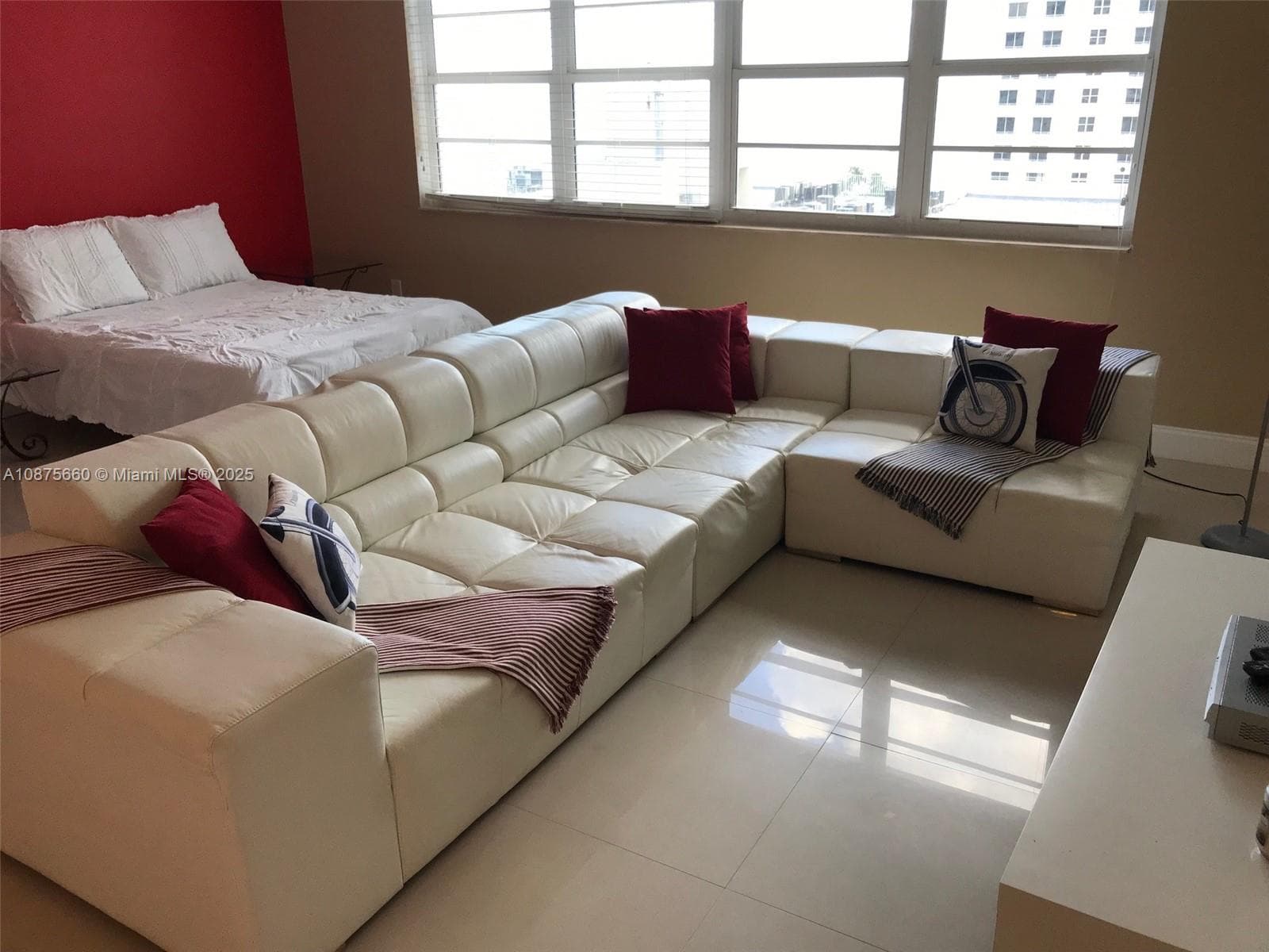 A10875660 — Miami Beach — 6