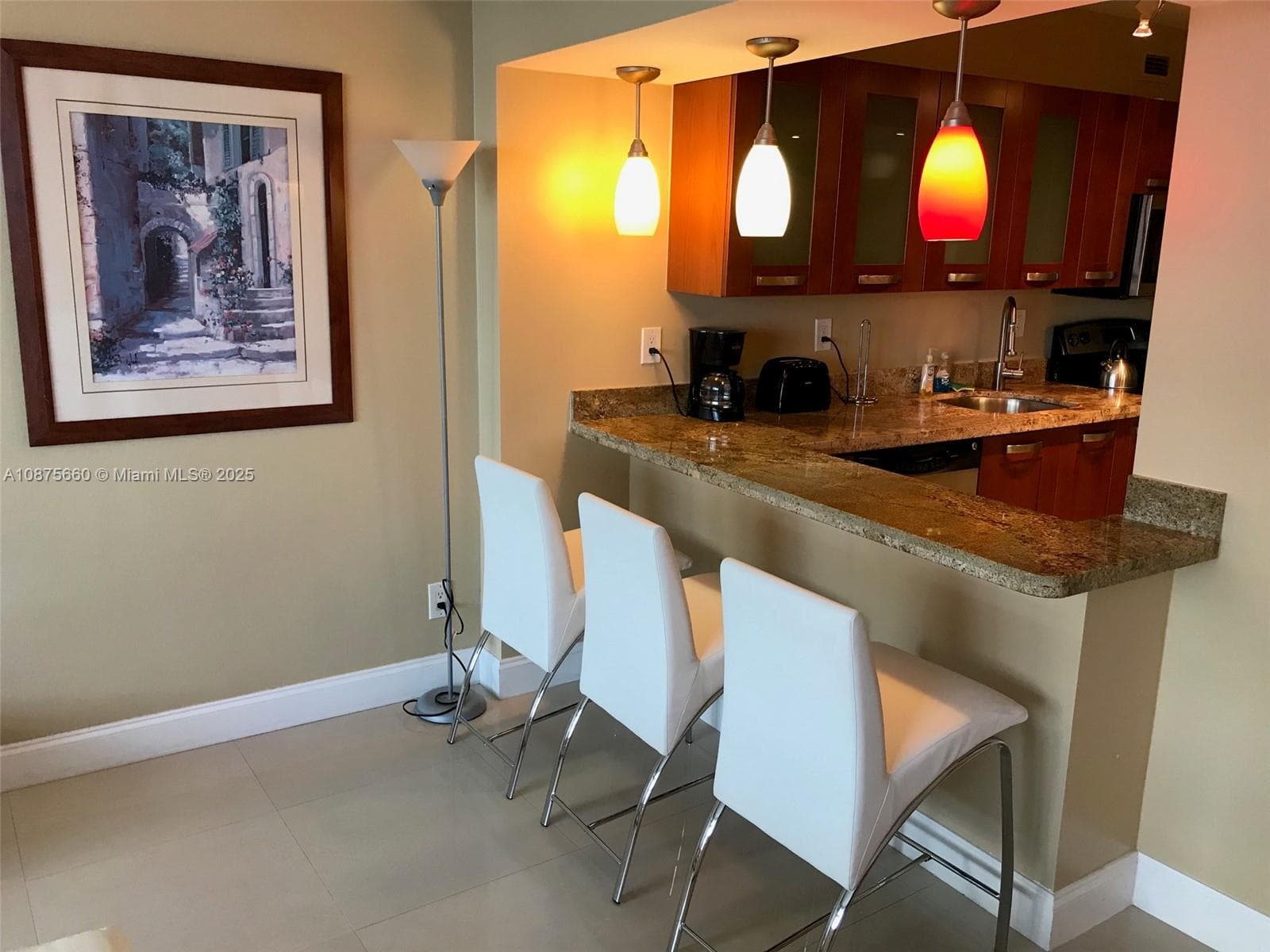 A10875660 — Miami Beach — 12