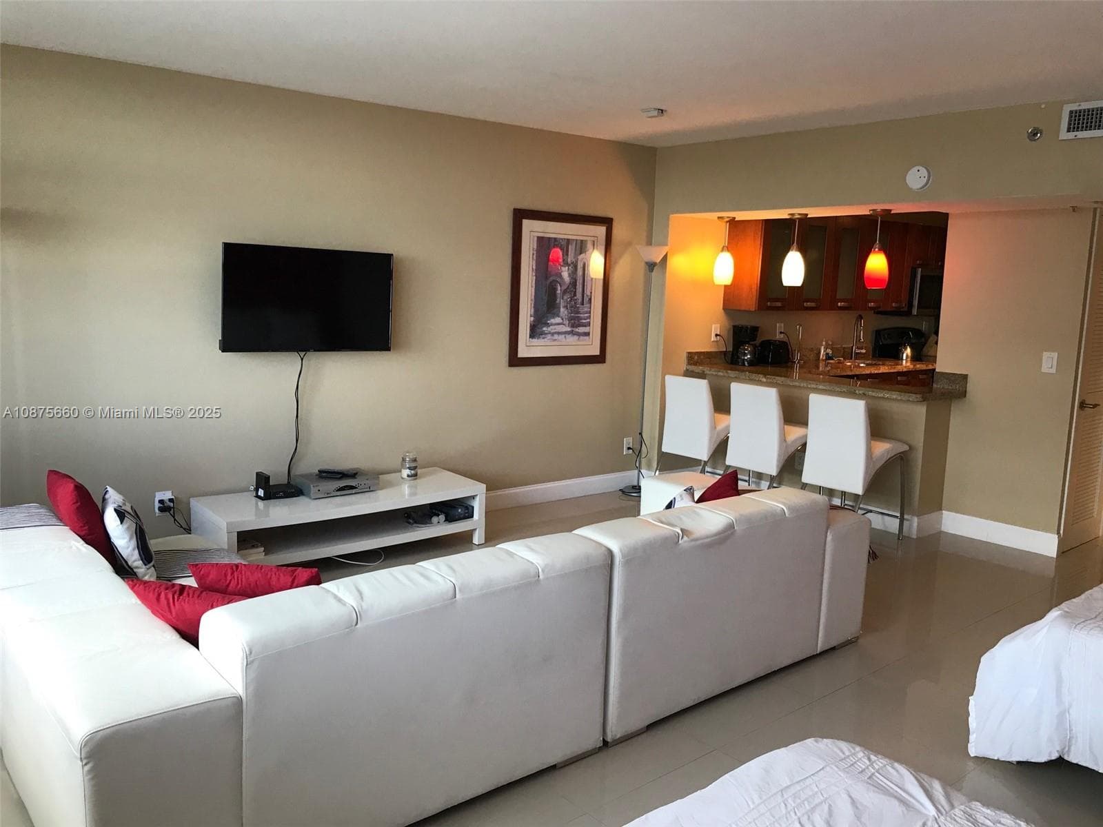 A10875660 — Miami Beach — 9