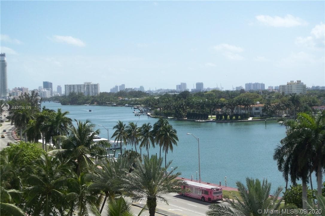 A10934199 — Miami Beach — 30