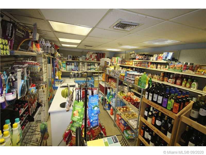 A10934199 — Miami Beach — 48