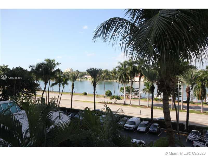 A10935408 — Miami Beach — 23