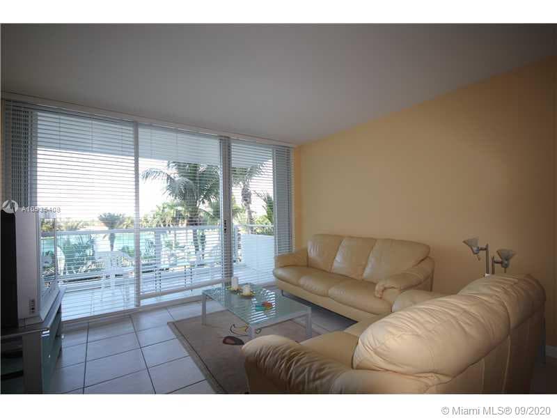A10935408 — Miami Beach — 6