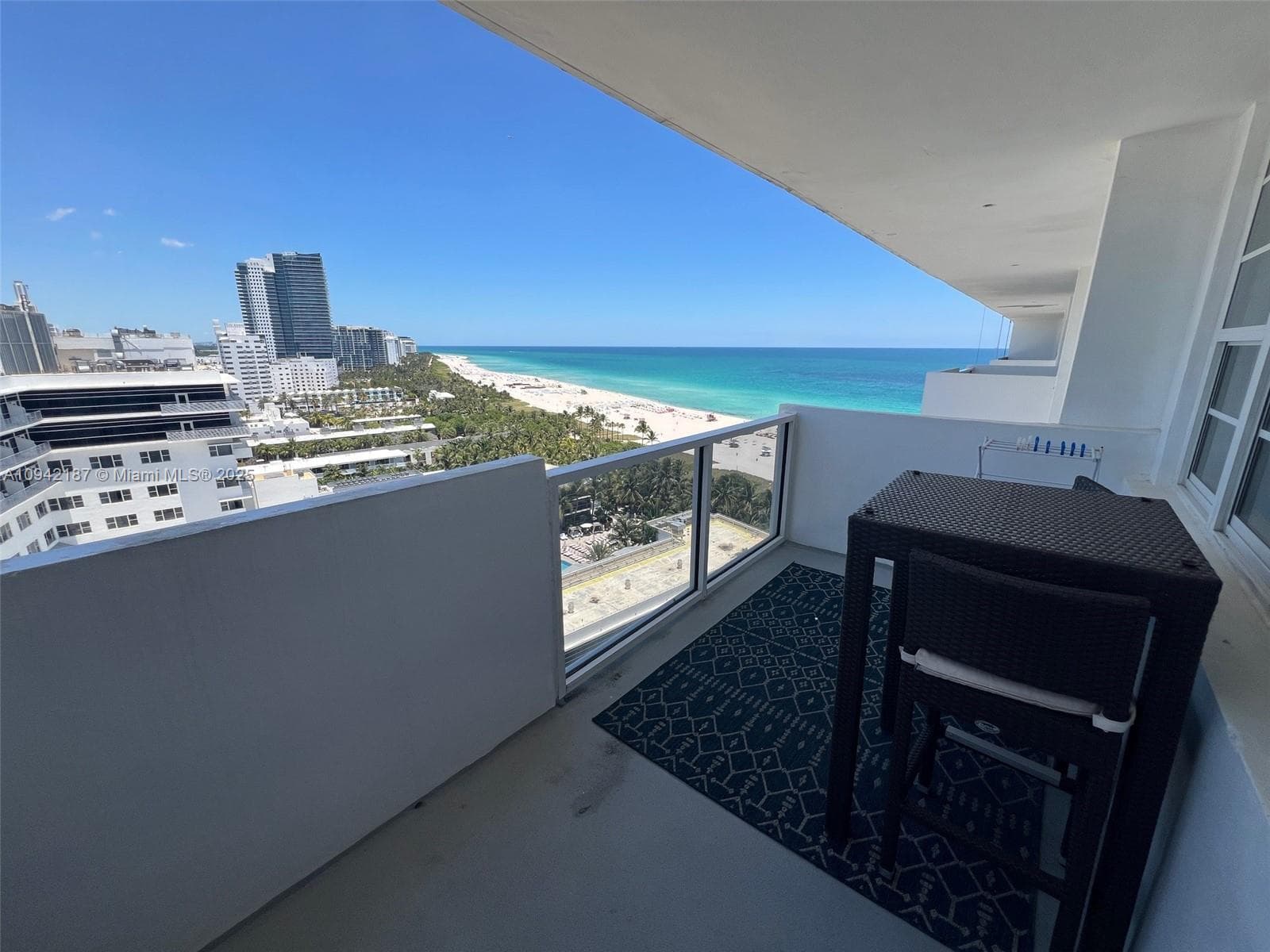 A10942187 — Miami Beach — 2