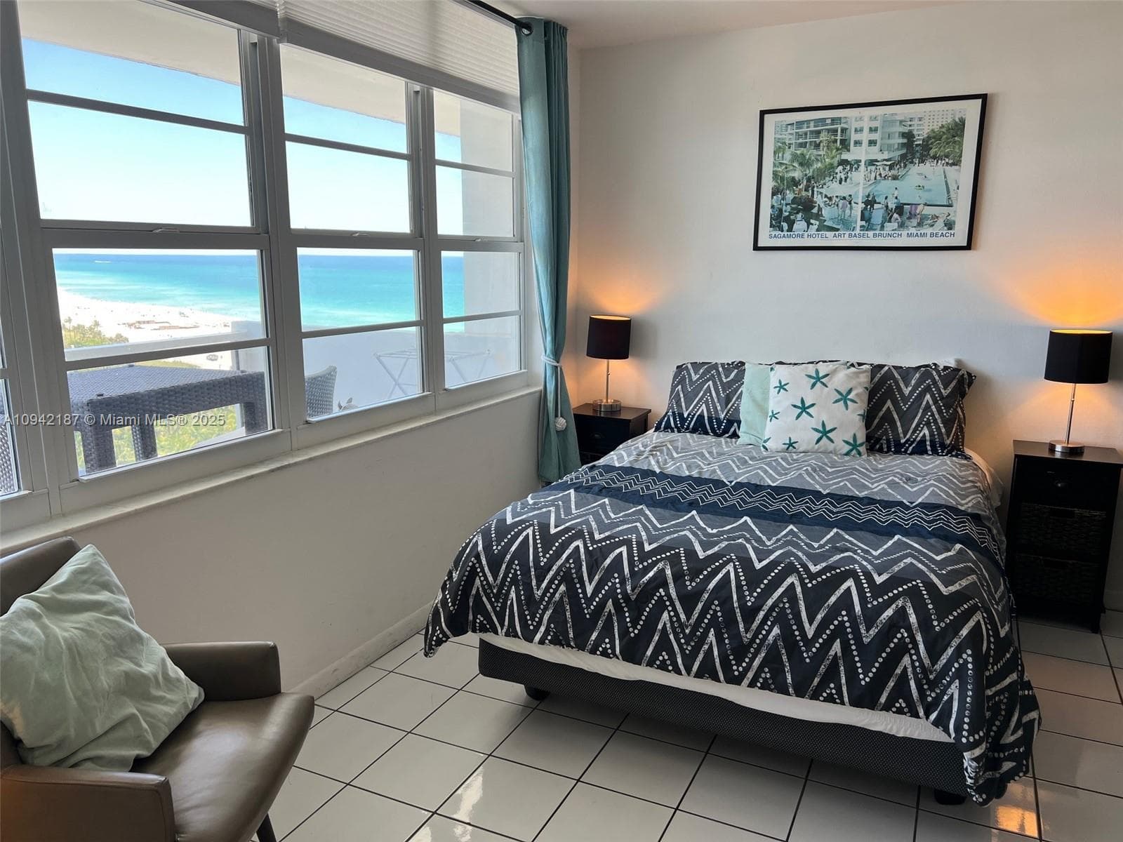 A10942187 — Miami Beach — 13