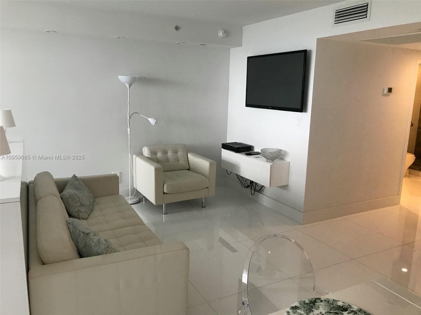 A10959685 — Miami Beach — 6