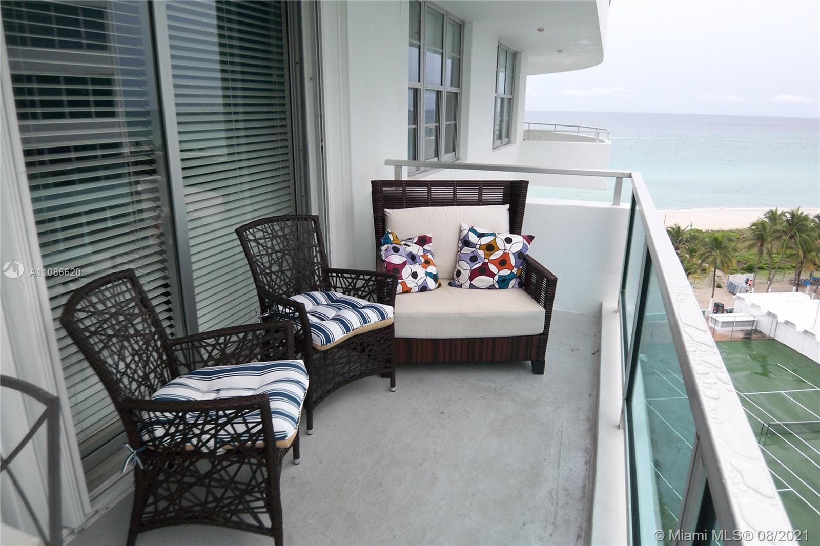 A11086620 — Miami Beach