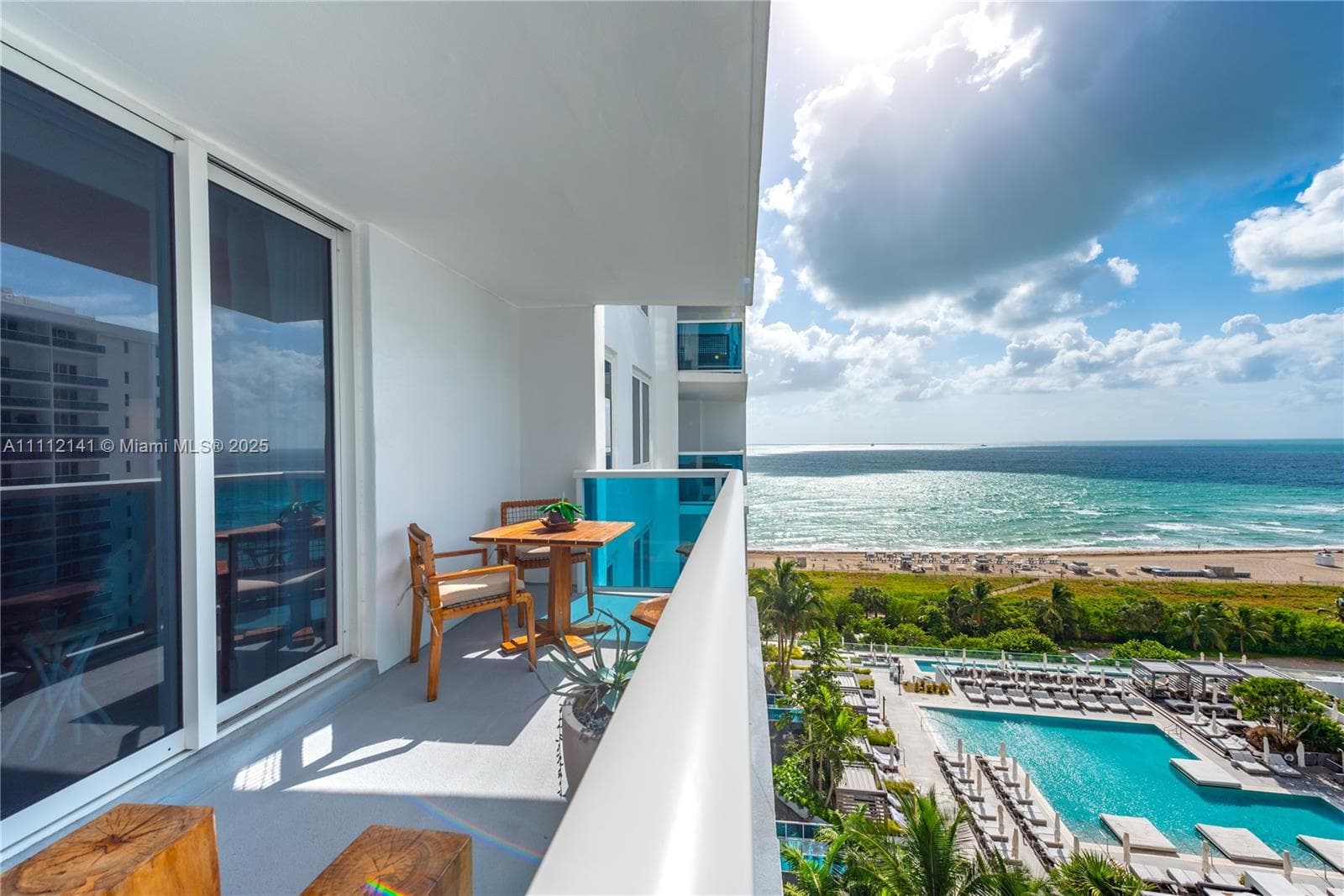 A11112141 — Miami Beach — 2