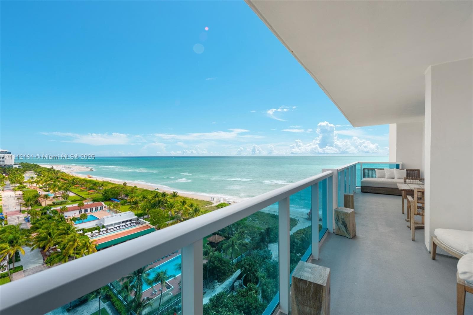A11112181 — Miami Beach — 2