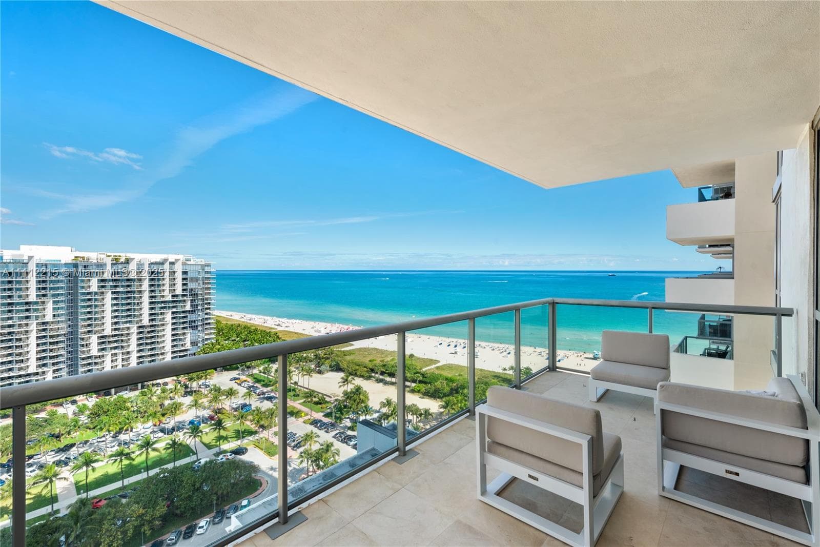 A11112215 — Miami Beach — 2