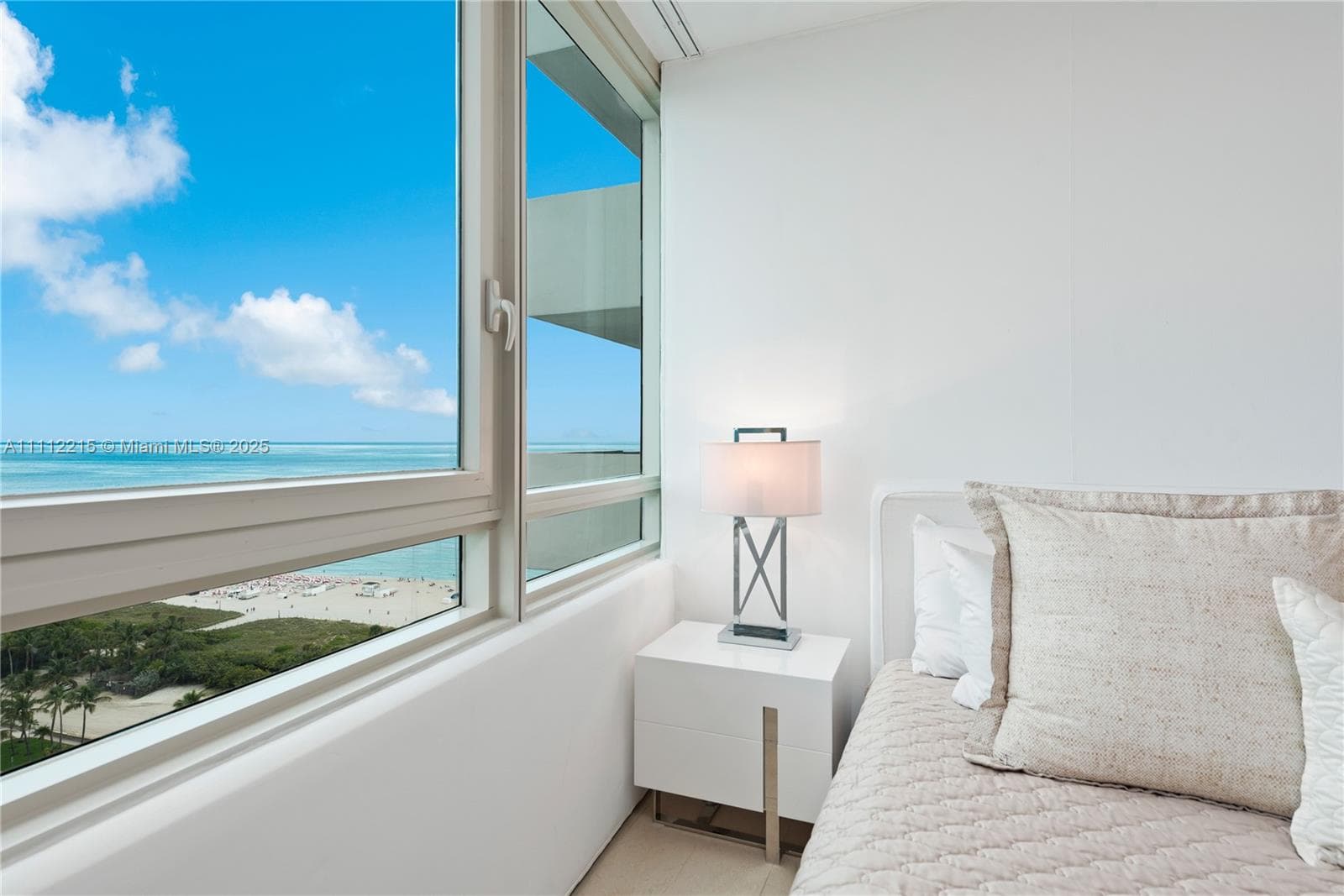 A11112215 — Miami Beach — 8