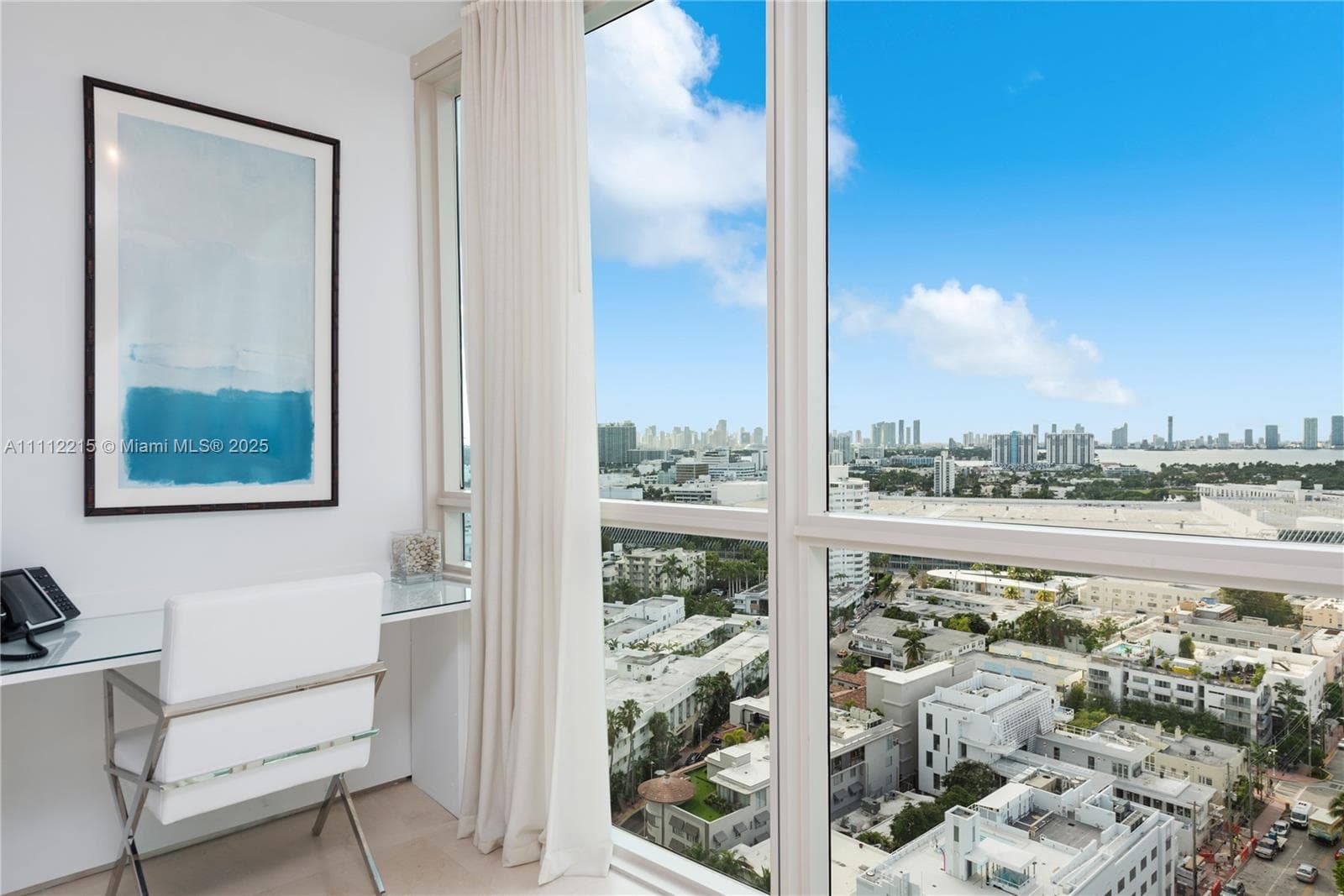 A11112215 — Miami Beach — 21