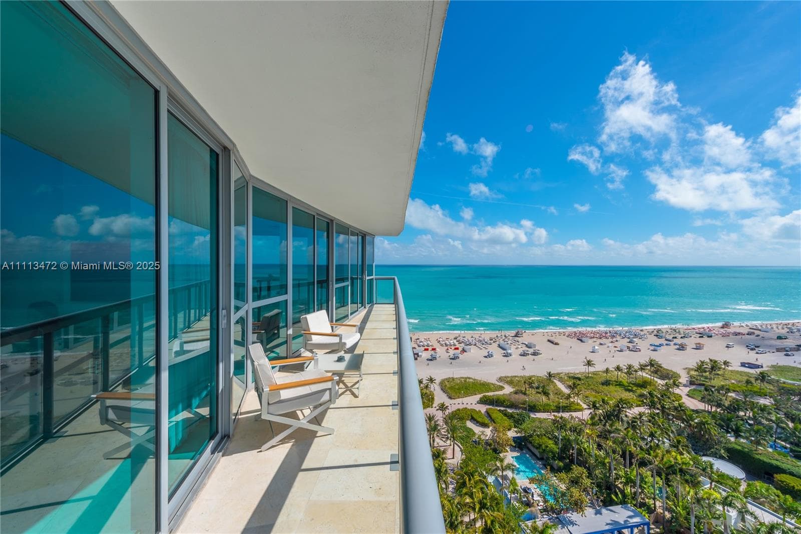 A11113472 — Miami Beach — 23
