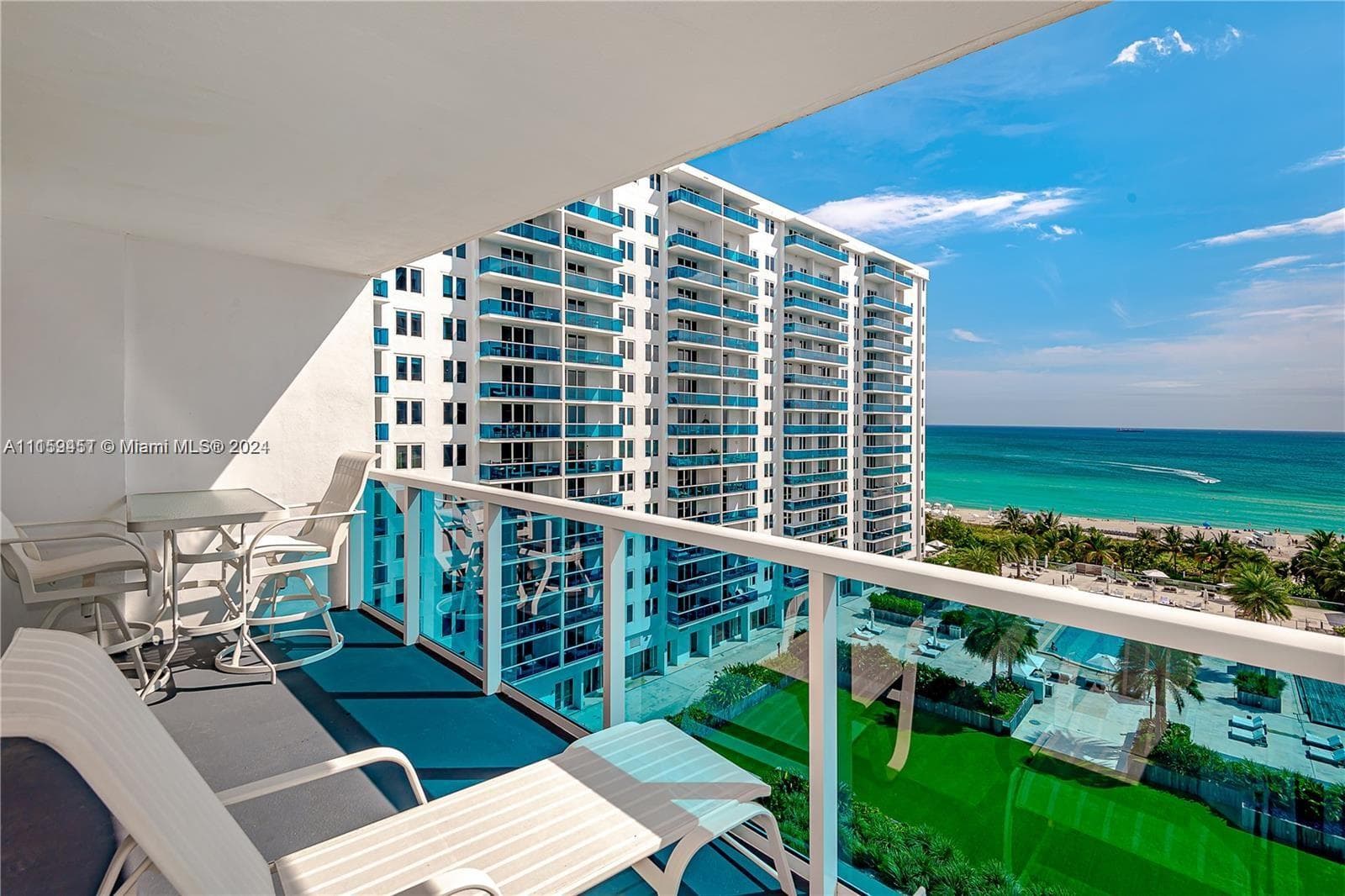 A11159451 — Miami Beach — 2