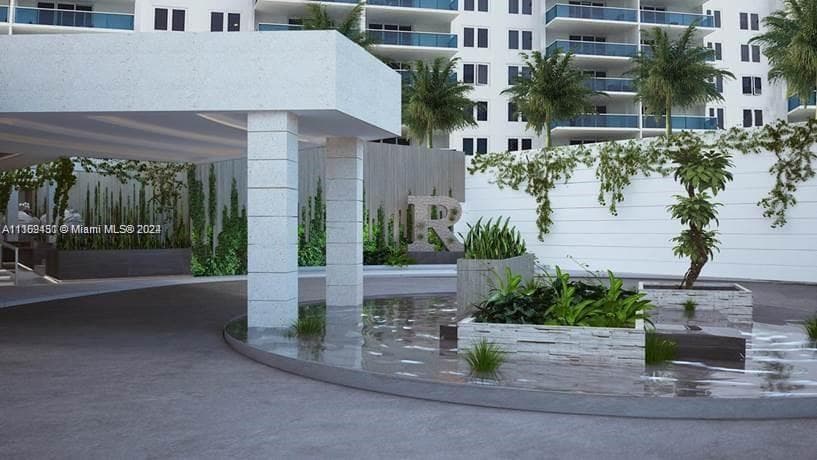 A11159451 — Miami Beach — 38