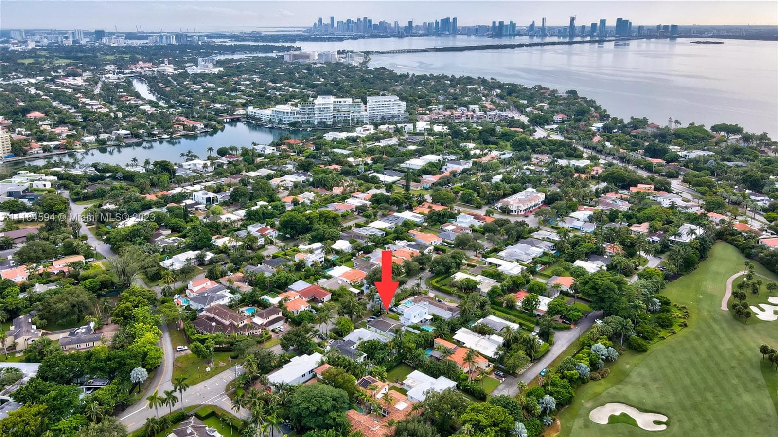 A11184594 — Miami Beach — 40