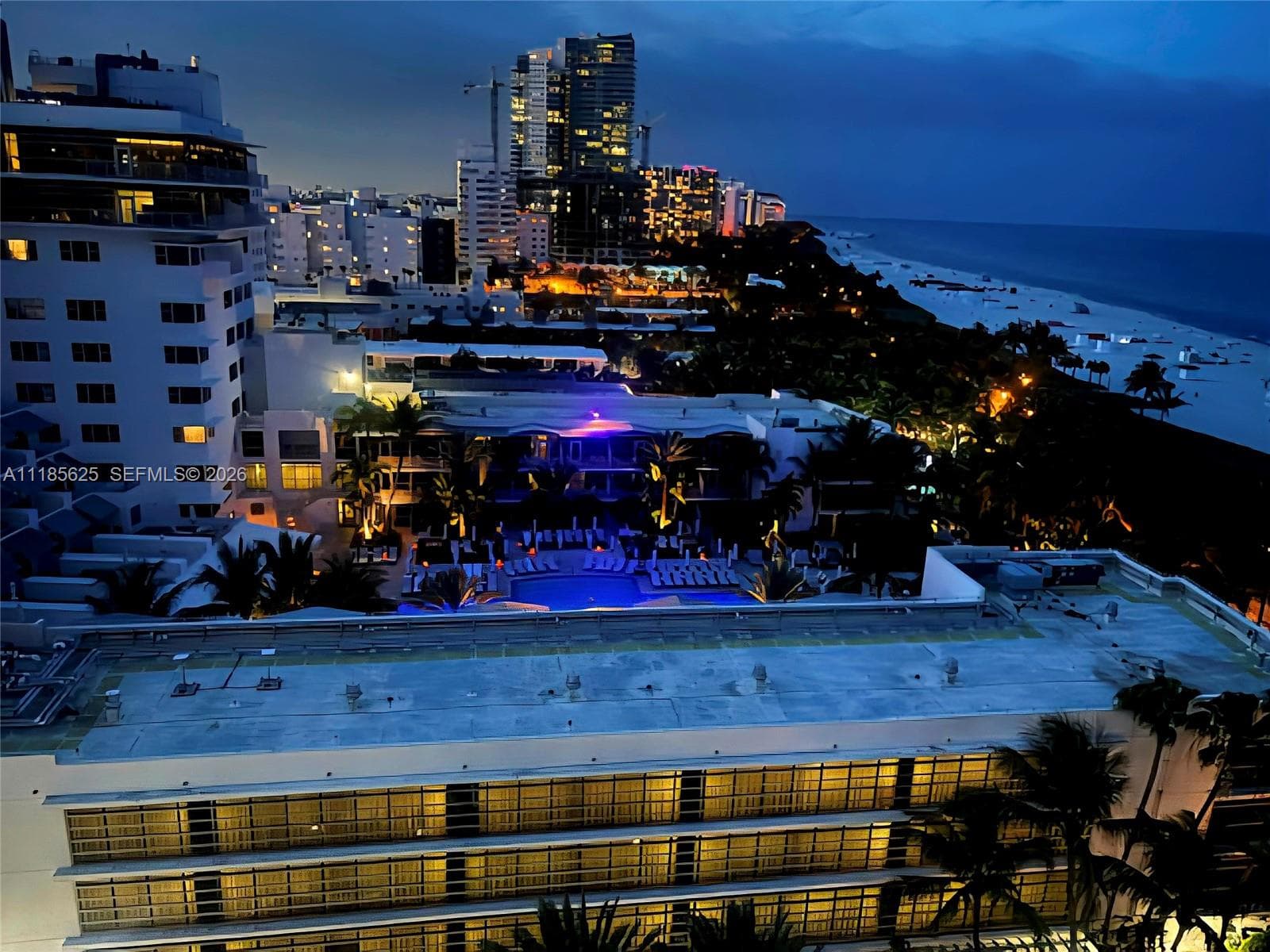 A11185625 — Miami Beach — 17