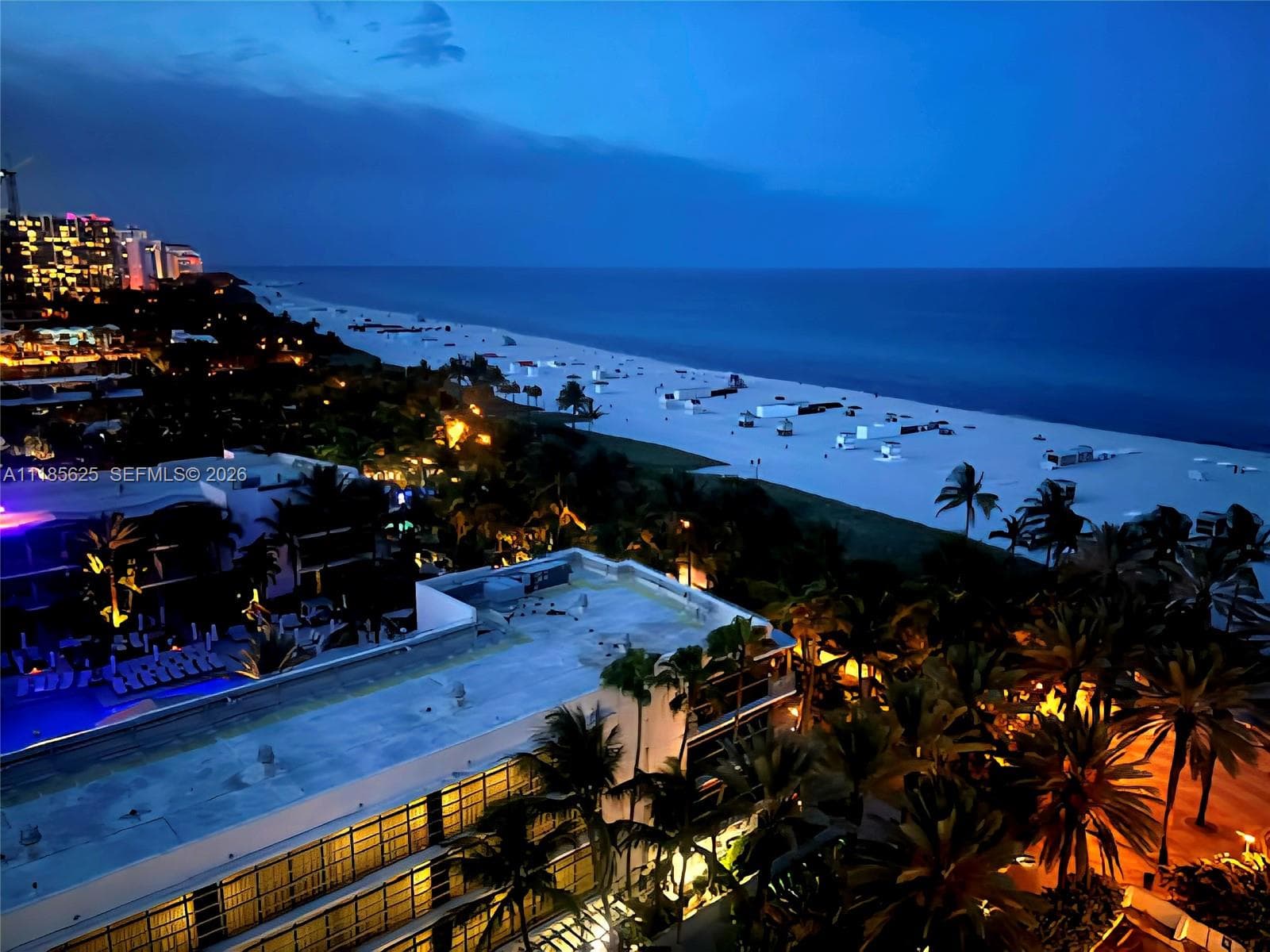 A11185625 — Miami Beach — 16