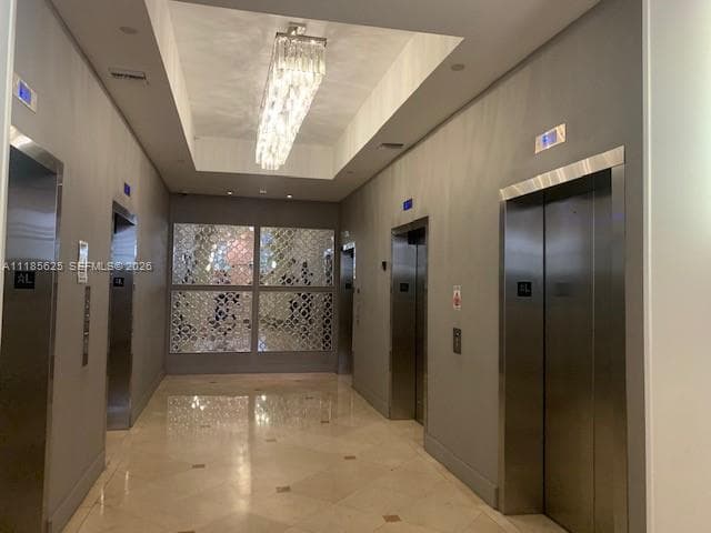 A11185625 — Miami Beach — 25