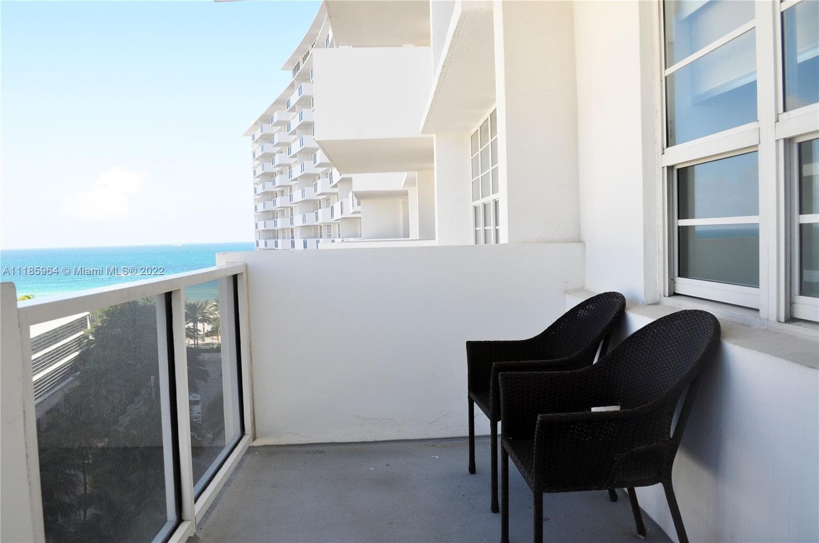 A11185964 — Miami Beach — 8