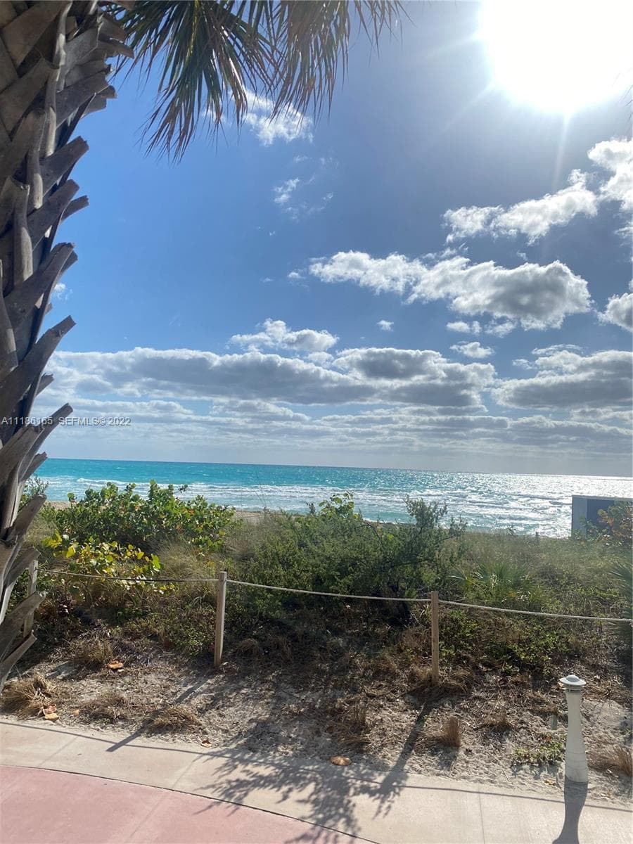 A11186165 — Miami Beach — 22