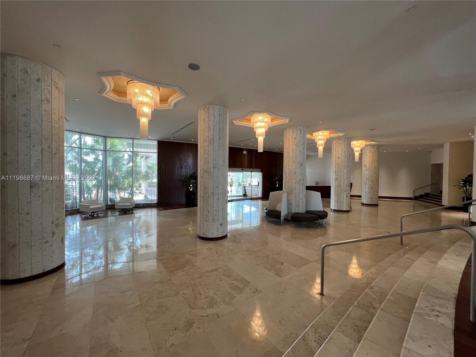 A11198887 — Miami Beach — 23