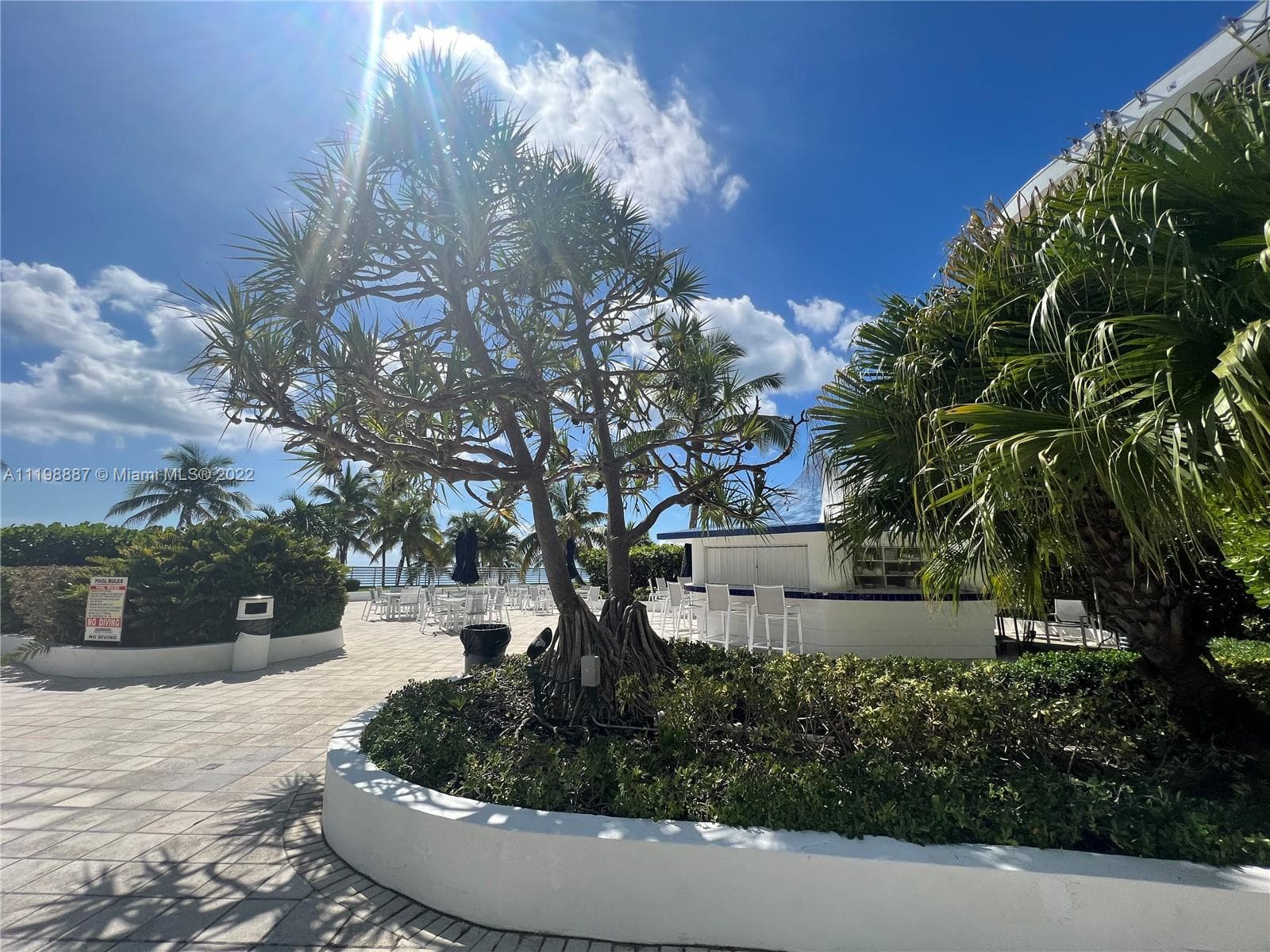 A11198887 — Miami Beach — 31