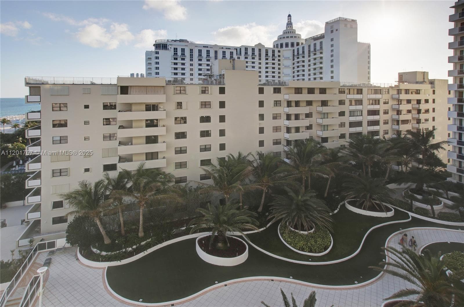 A11201757 — Miami Beach — 5