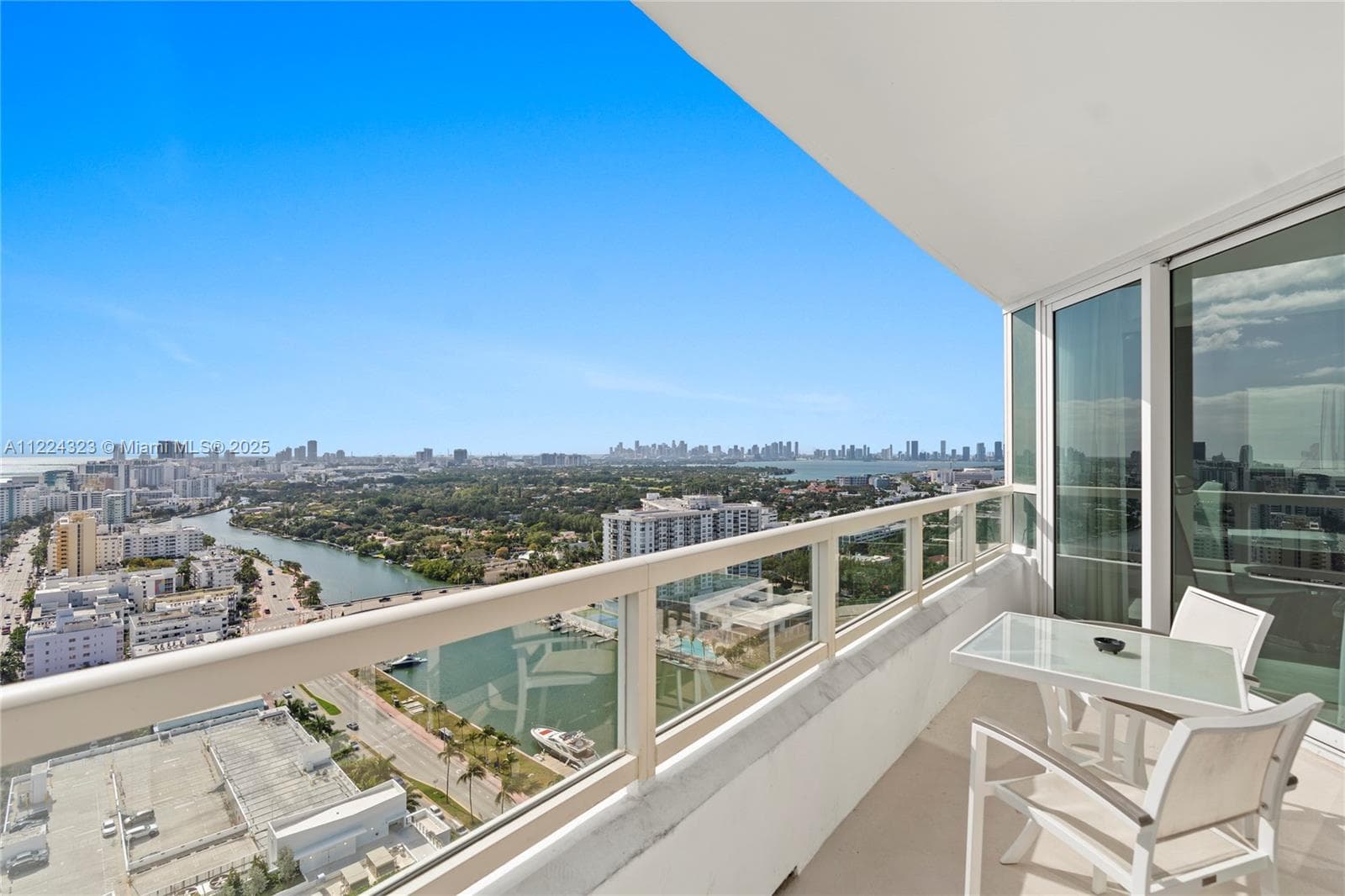 A11224323 — Miami Beach — 7