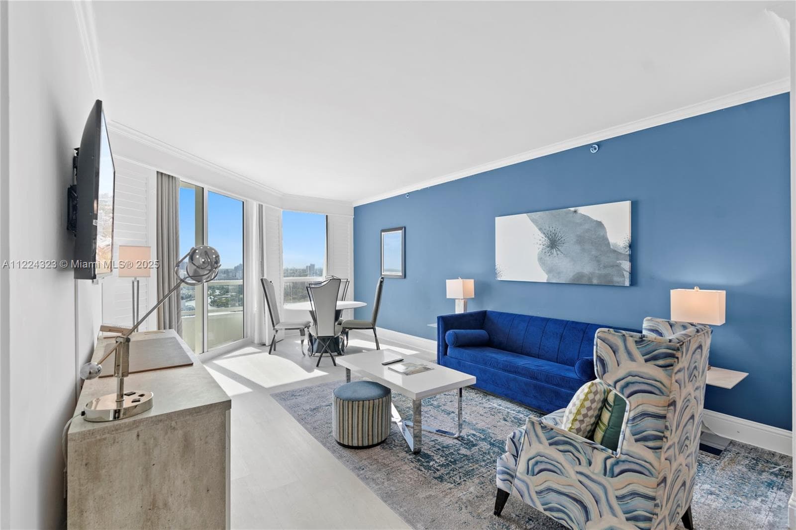 A11224323 — Miami Beach — 14