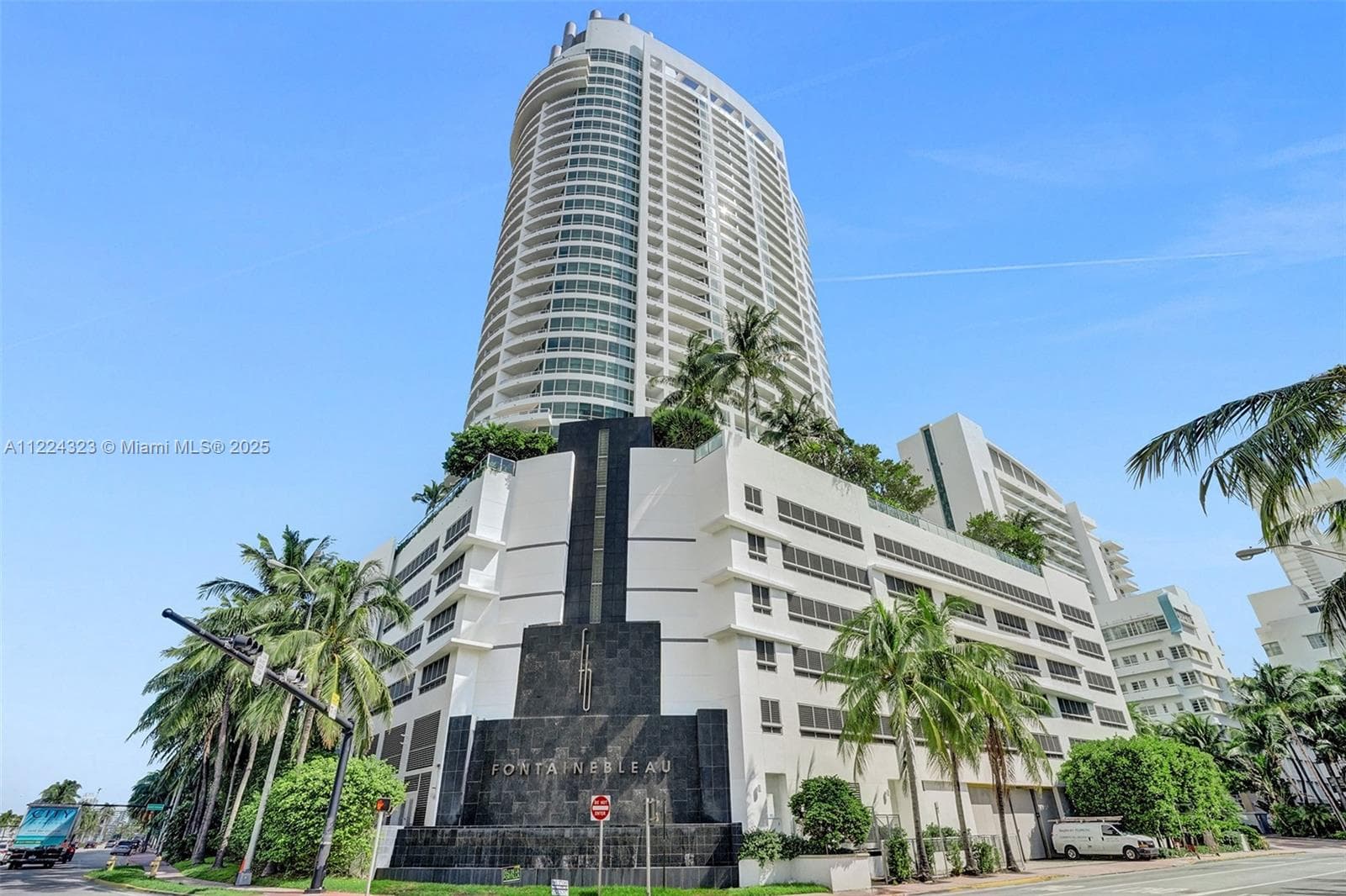 A11224323 — Miami Beach — 55