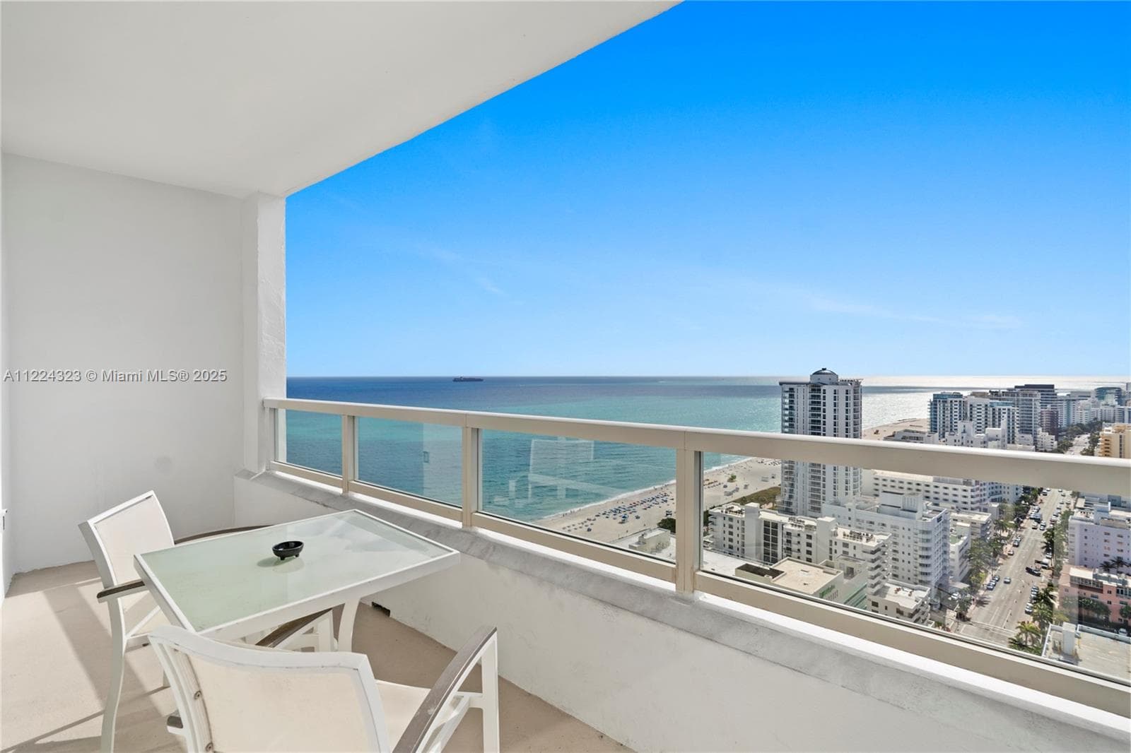 A11224323 — Miami Beach — 8