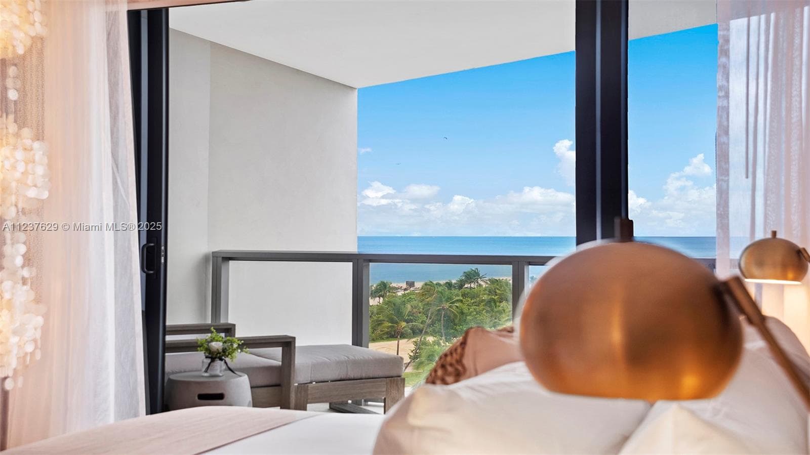 A11237629 — Miami Beach — 22