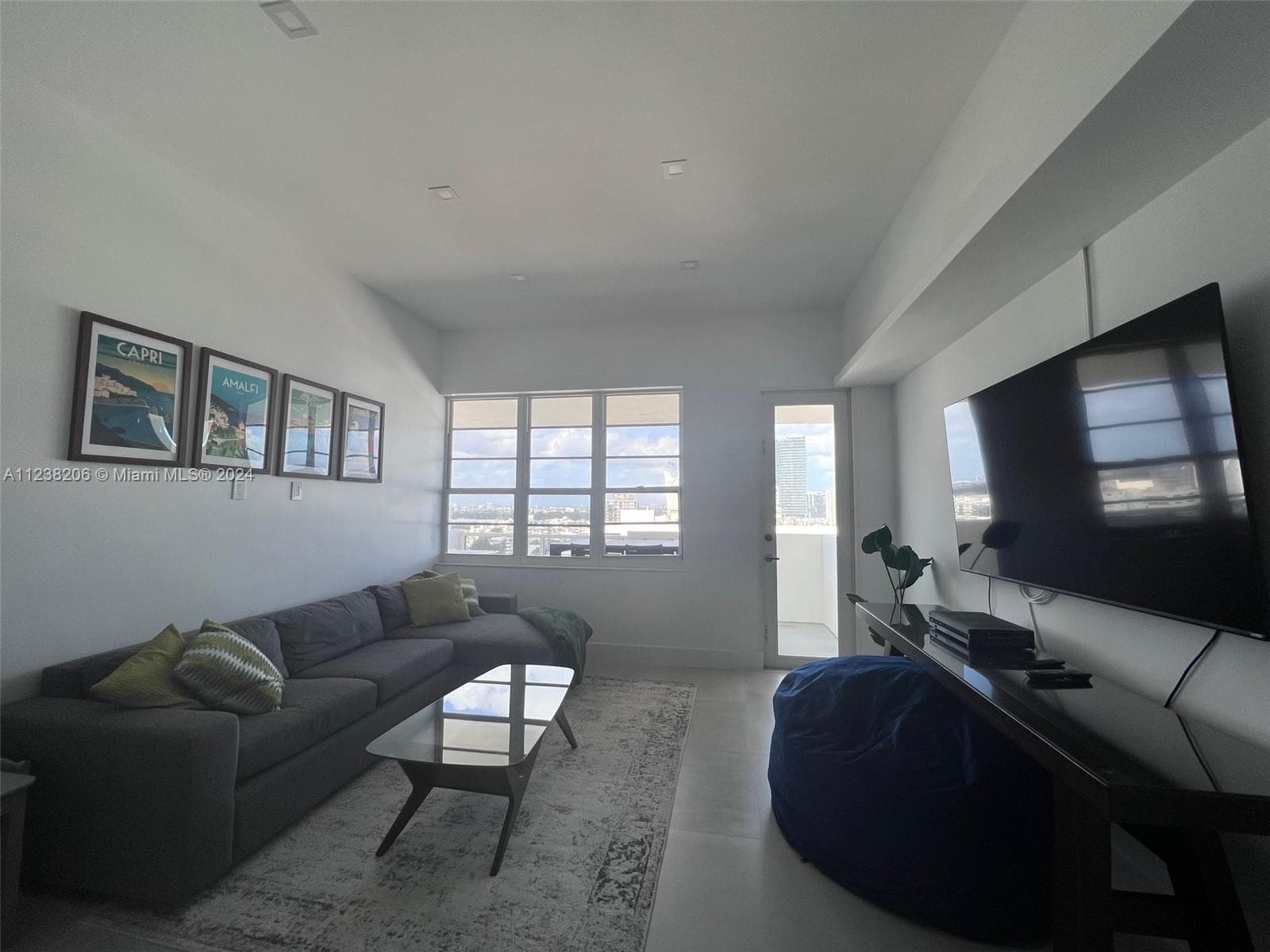 A11238206 — Miami Beach — 5