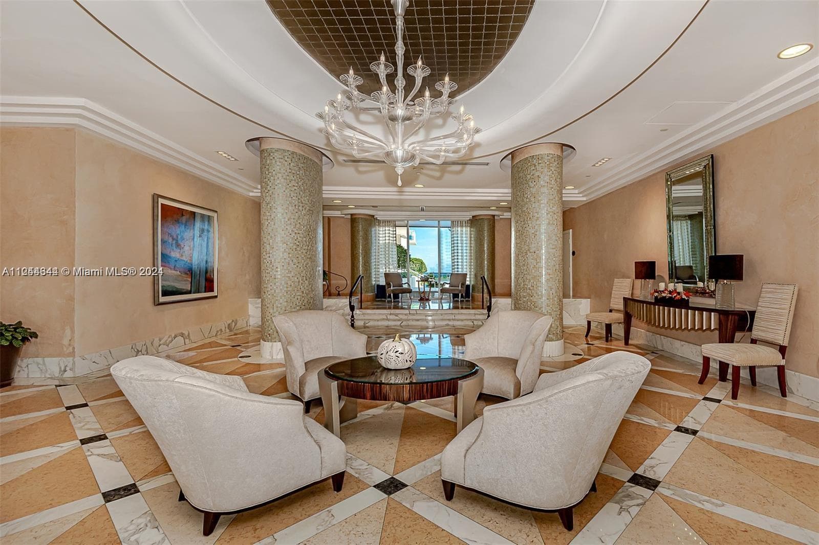 A11244344 — Miami Beach — 37