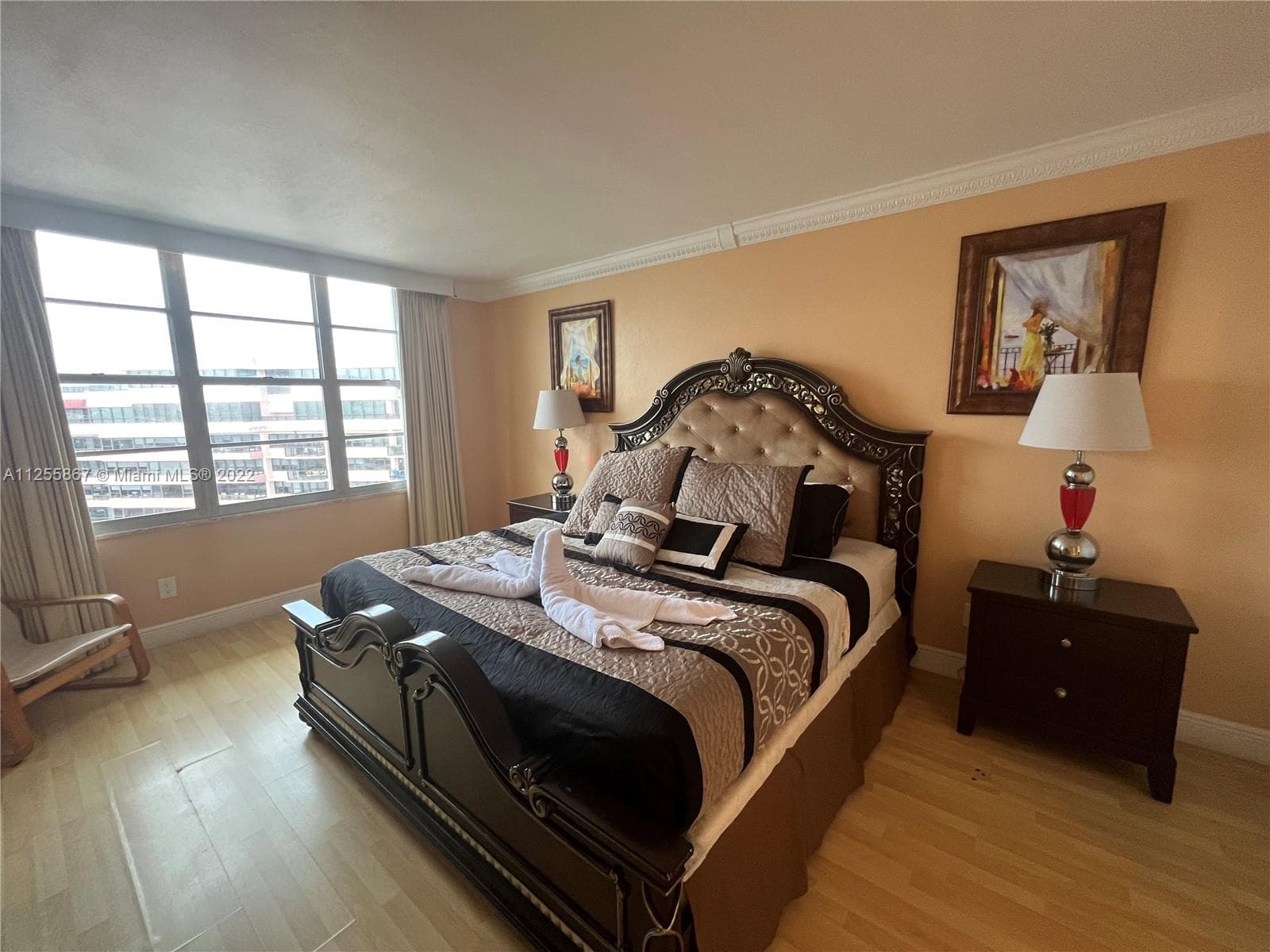 A11255867 — Miami Beach — 9