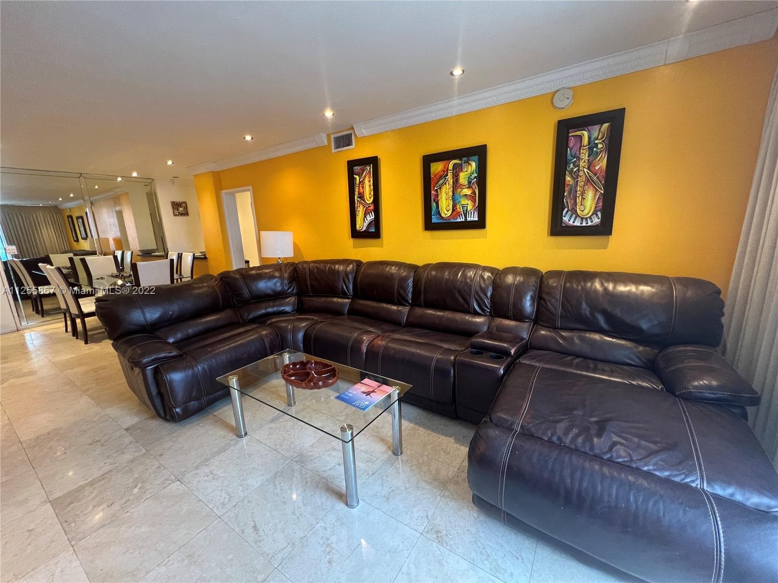 A11255867 — Miami Beach — 8