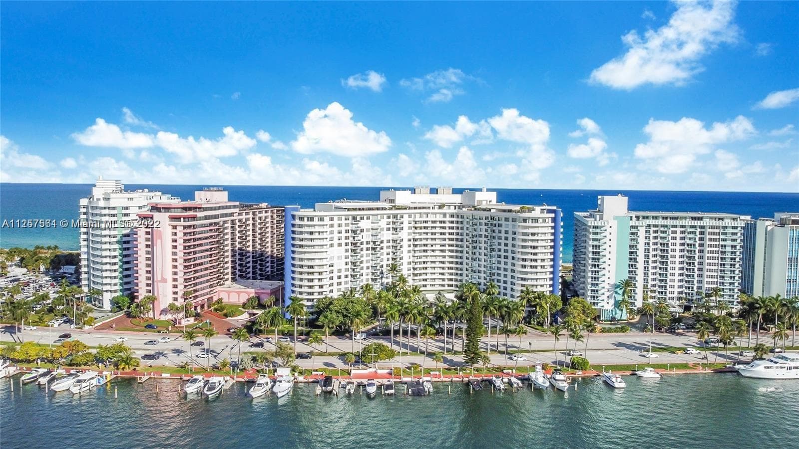 A11257561 — Miami Beach