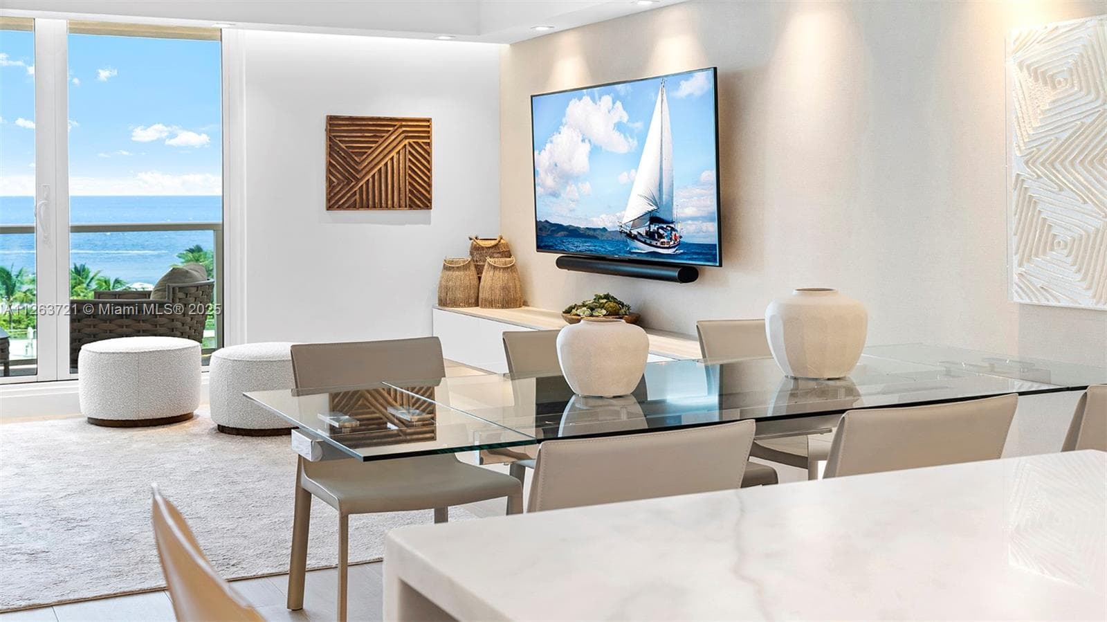 A11263721 — Miami Beach — 11