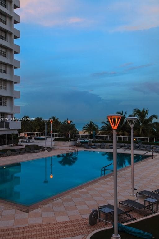 A11264119 — Miami Beach — 2