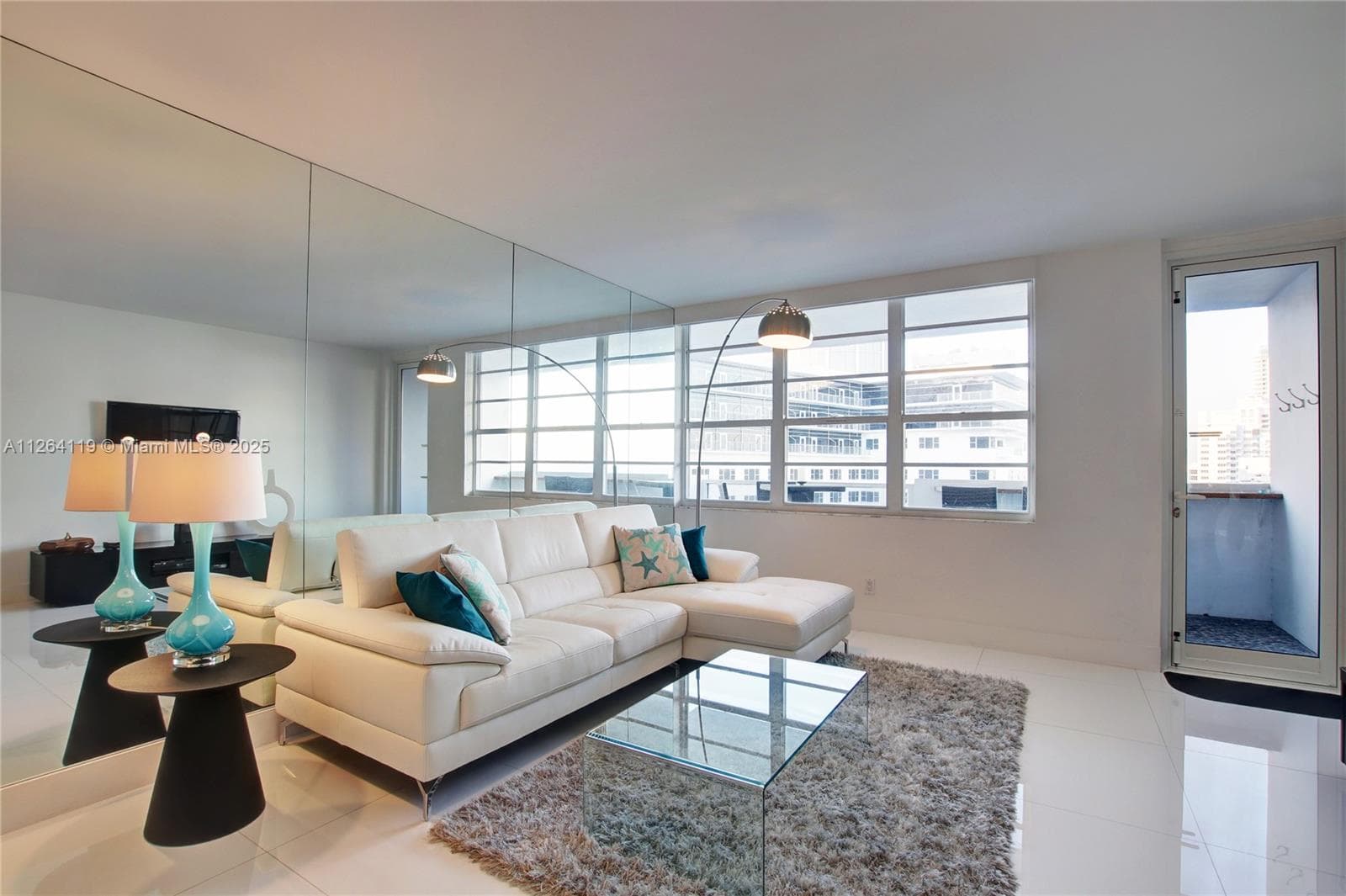 A11264119 — Miami Beach — 14