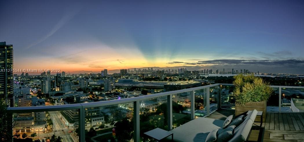 A11275344 — Miami Beach — 7