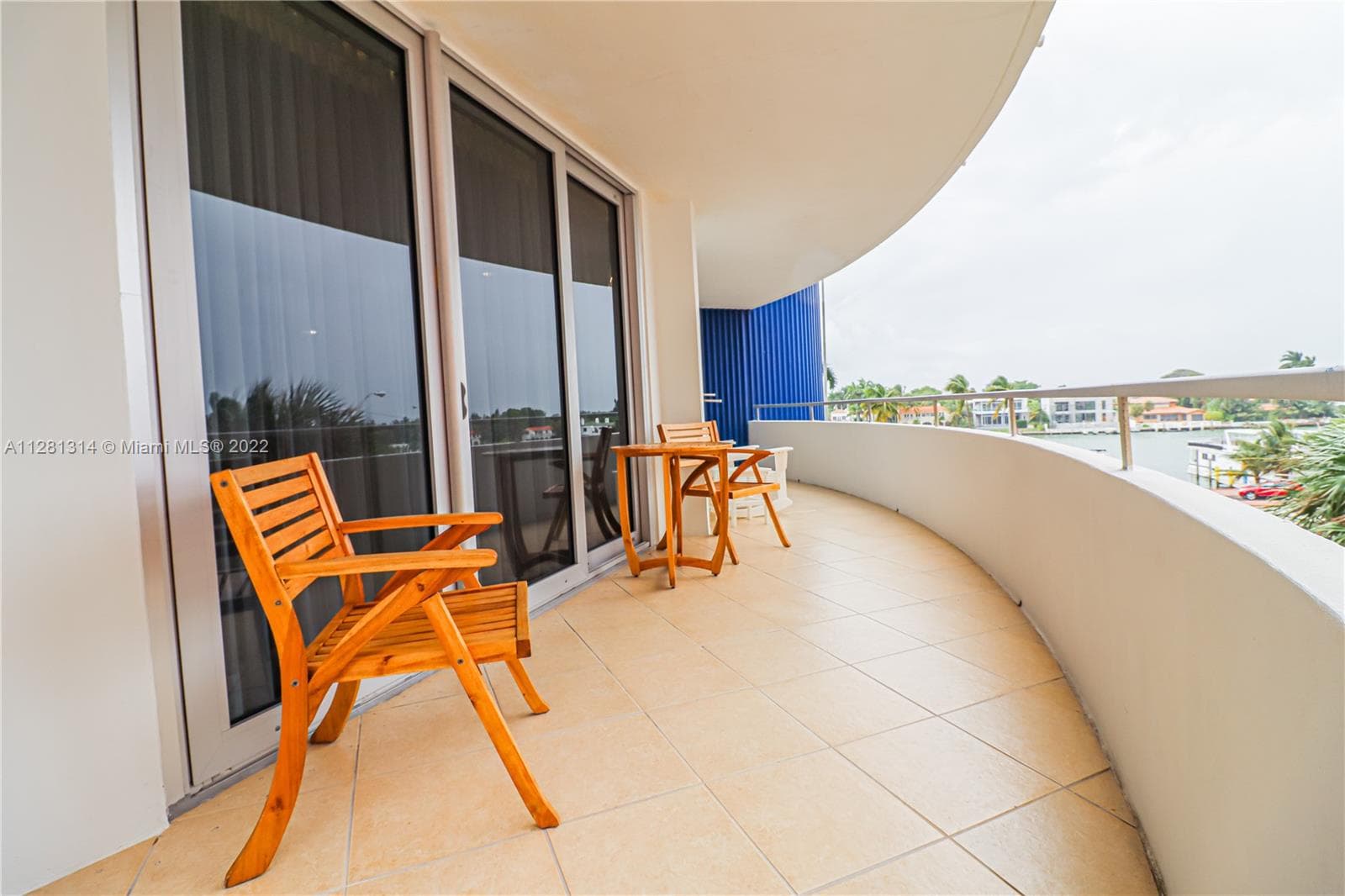 A11281314 — Miami Beach — 21