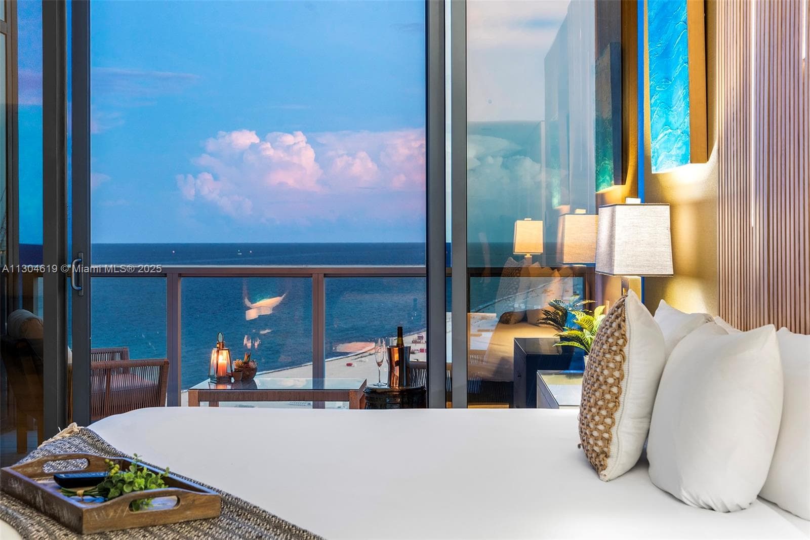 A11304619 — Miami Beach — 23