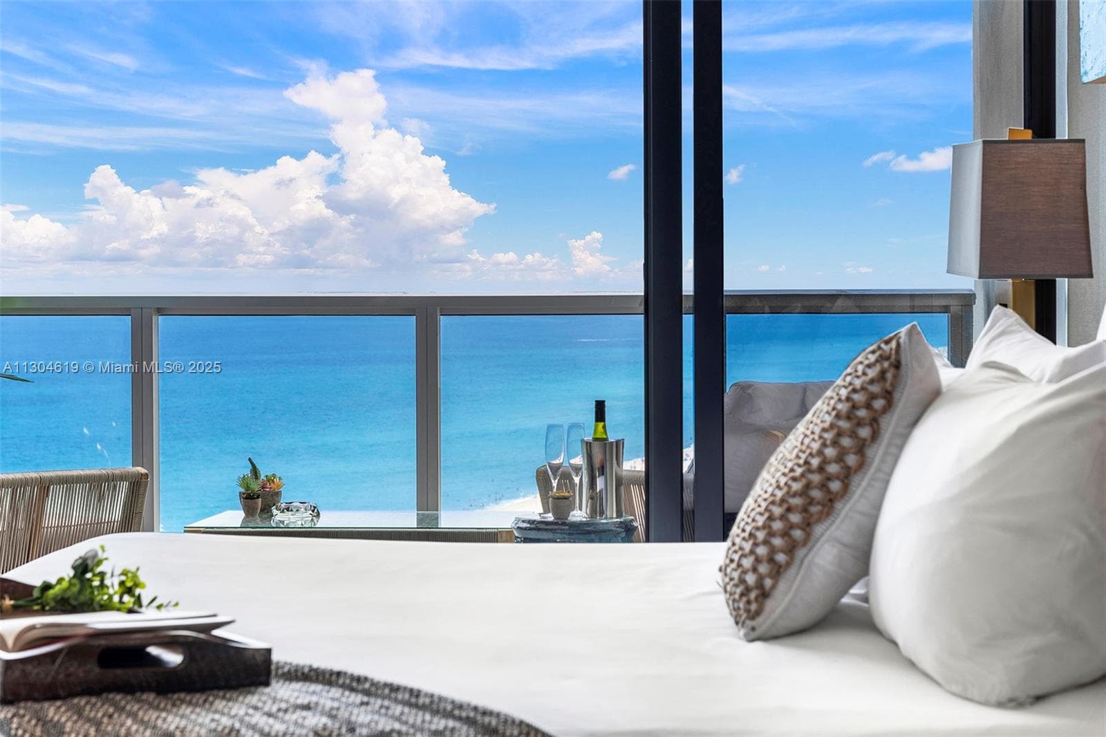 A11304619 — Miami Beach — 34