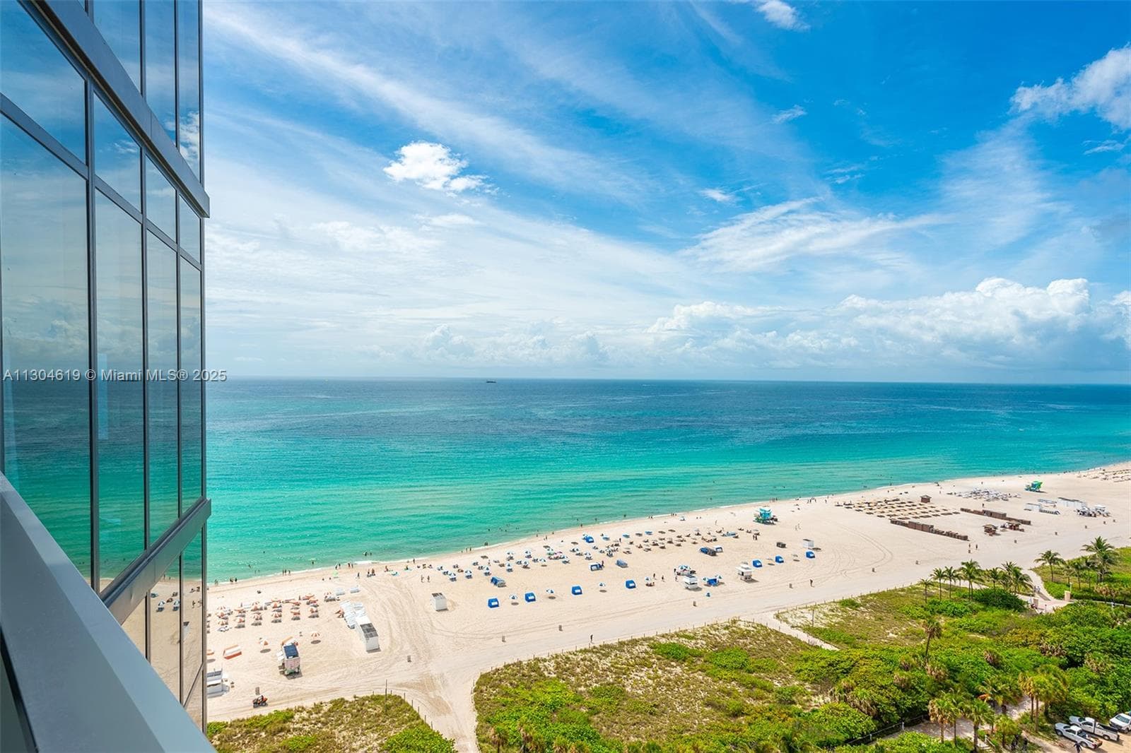 A11304619 — Miami Beach — 40