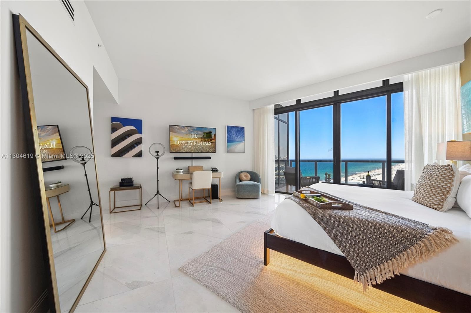 A11304619 — Miami Beach — 4