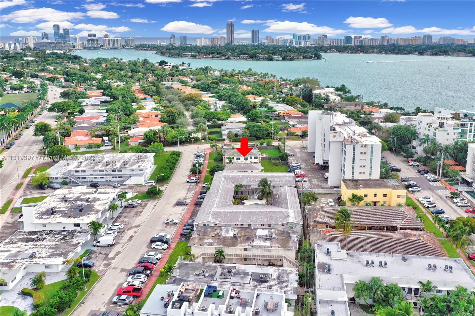 A11319397 — Miami Beach — 23
