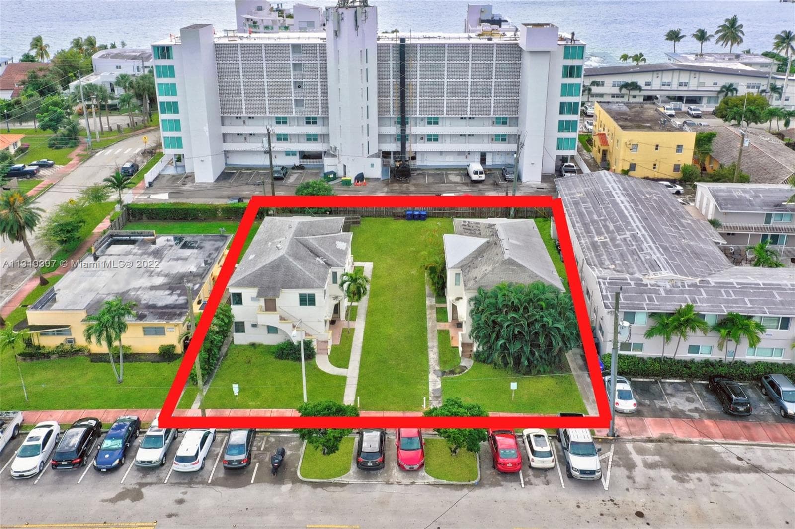 A11319397 — Miami Beach — 2